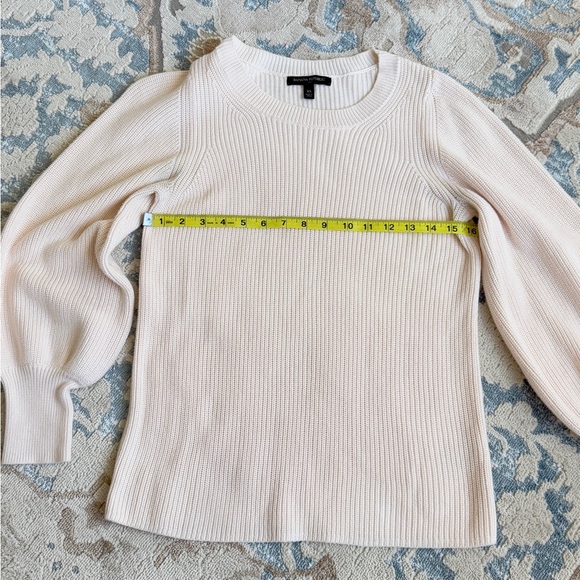 Banana Republic puffy sleeve sweater, very soft cream color xs - Picture 5 of 8